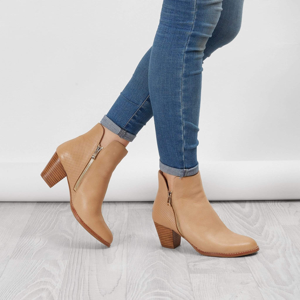 EUNICE JACKSON ANKLE BOOTS ELECTRA