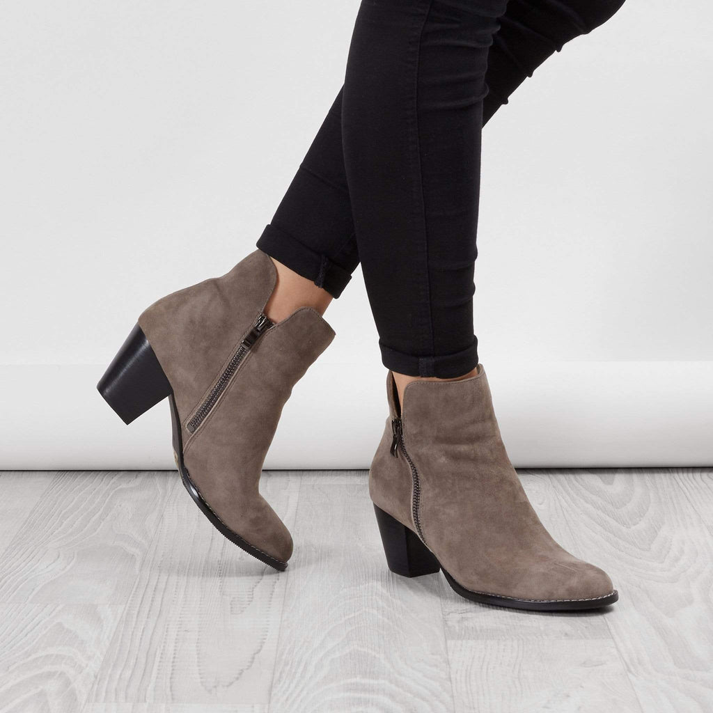 EUNICE JACKSON ANKLE BOOTS ELECTRA