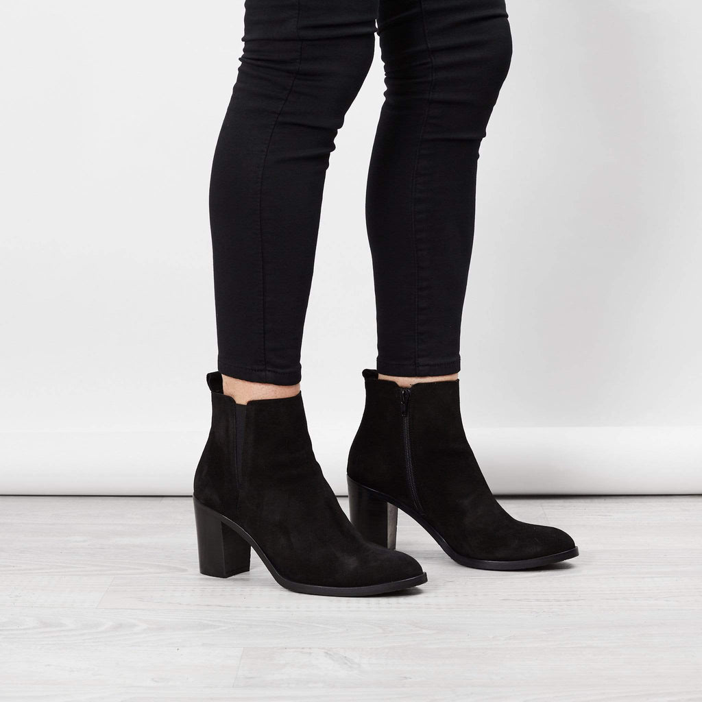 EUNICE JACKSON ANKLE BOOTS ETTA