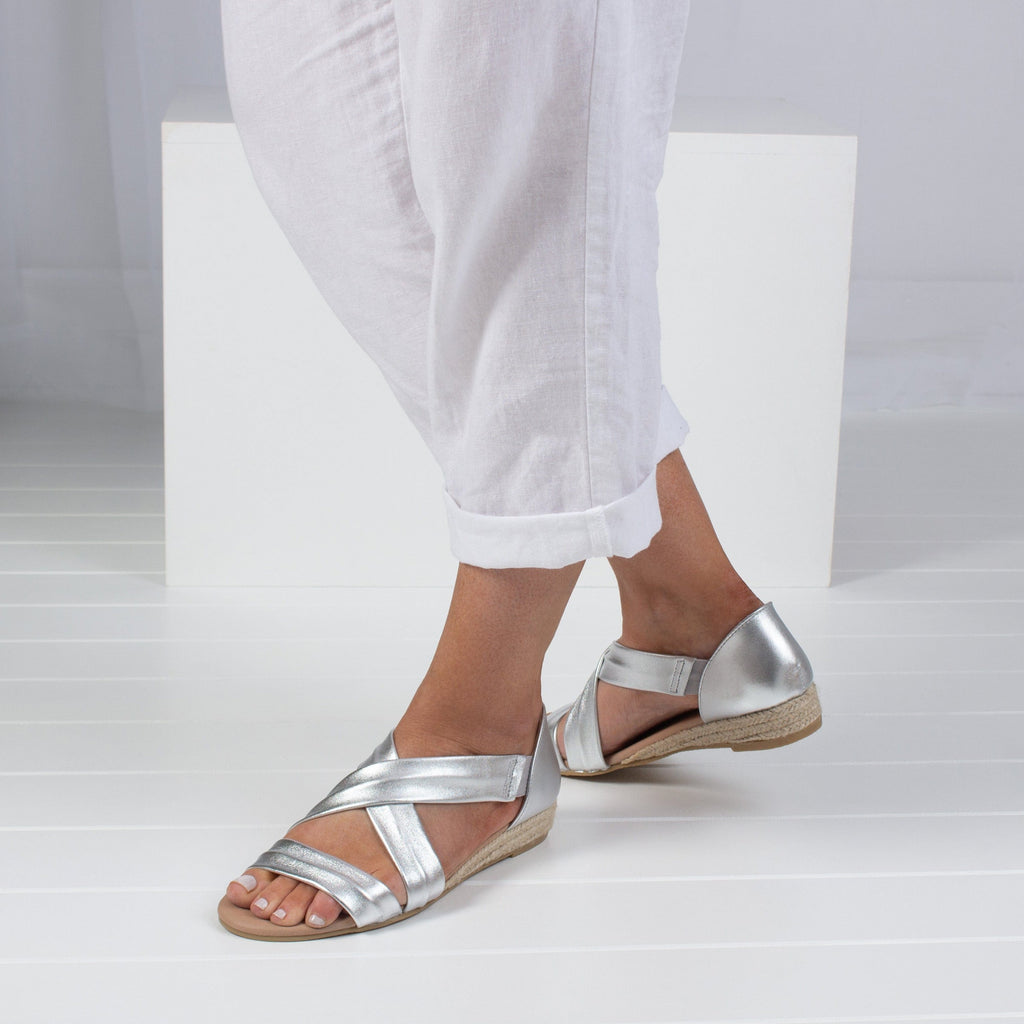 LEISURES FLAT SANDALS HOLLIE Silver